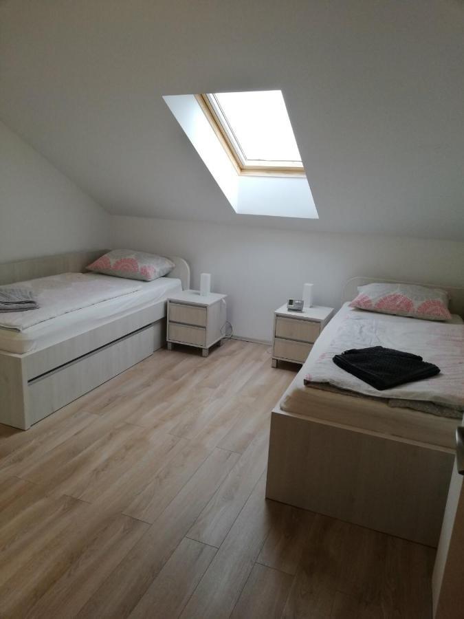 Appartamento Slavuj Novi Sad Esterno foto